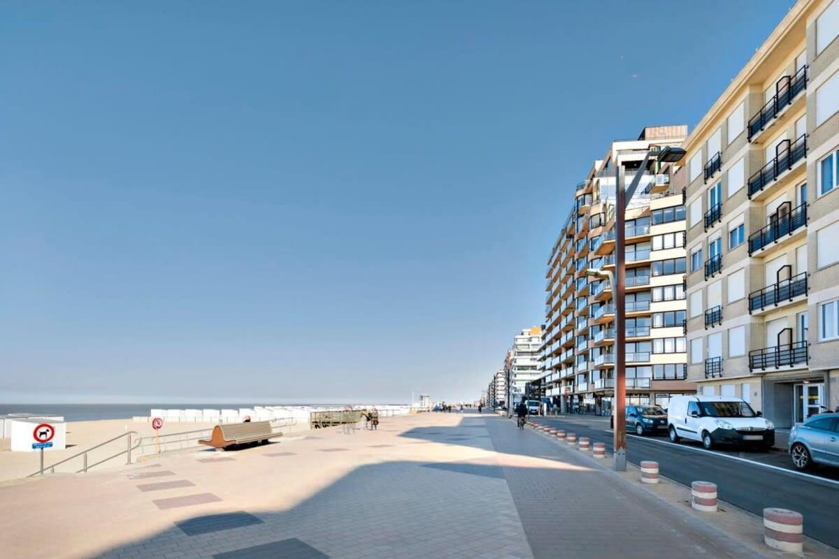 Huswell - Stylish Apartment At The Zeedijk Of Knokke المظهر الخارجي الصورة